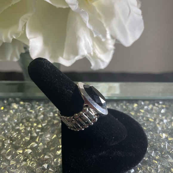 Paparazzi Ring - Picture 2 of 2